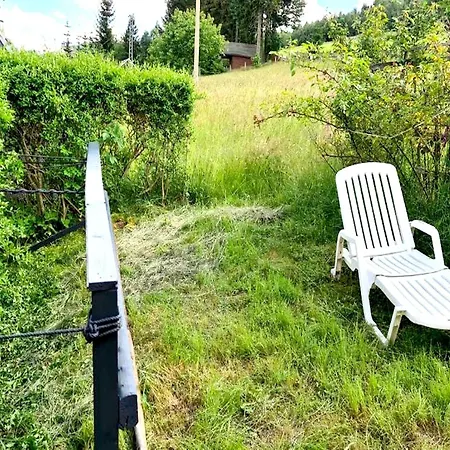 In Bei Gruenen Huegeln, Cleaning Included *